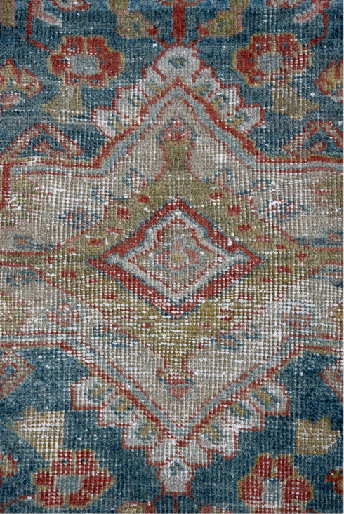 Antique Mahal Area Rug (8' x 11')